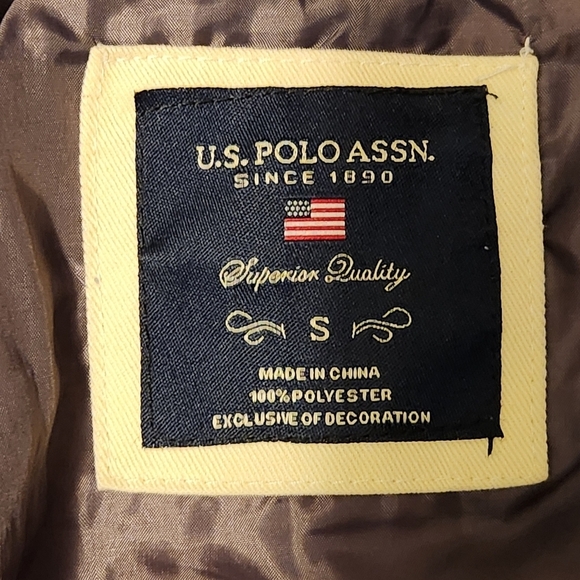 US POLO ASSN New York Womens Jacket Size S With Furry Removeable Hood Grey - Picture 8 of 16